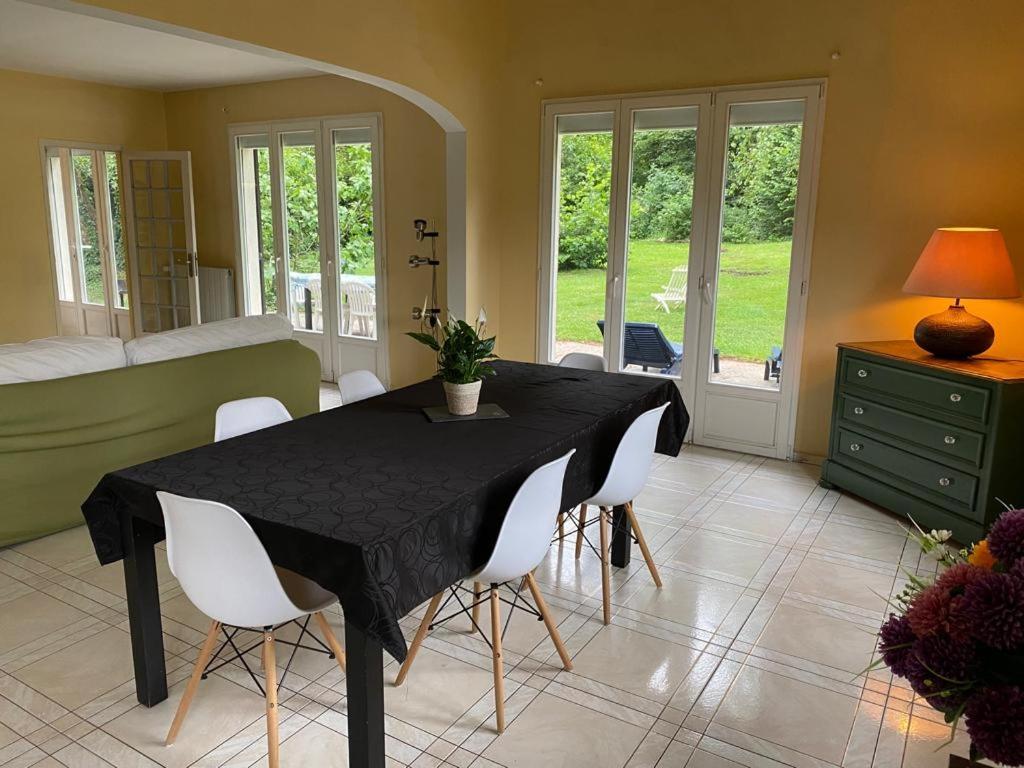 Beautheil-Saints Villa - Coulommiers - Parcs Des Felins - Provins מראה חיצוני תמונה